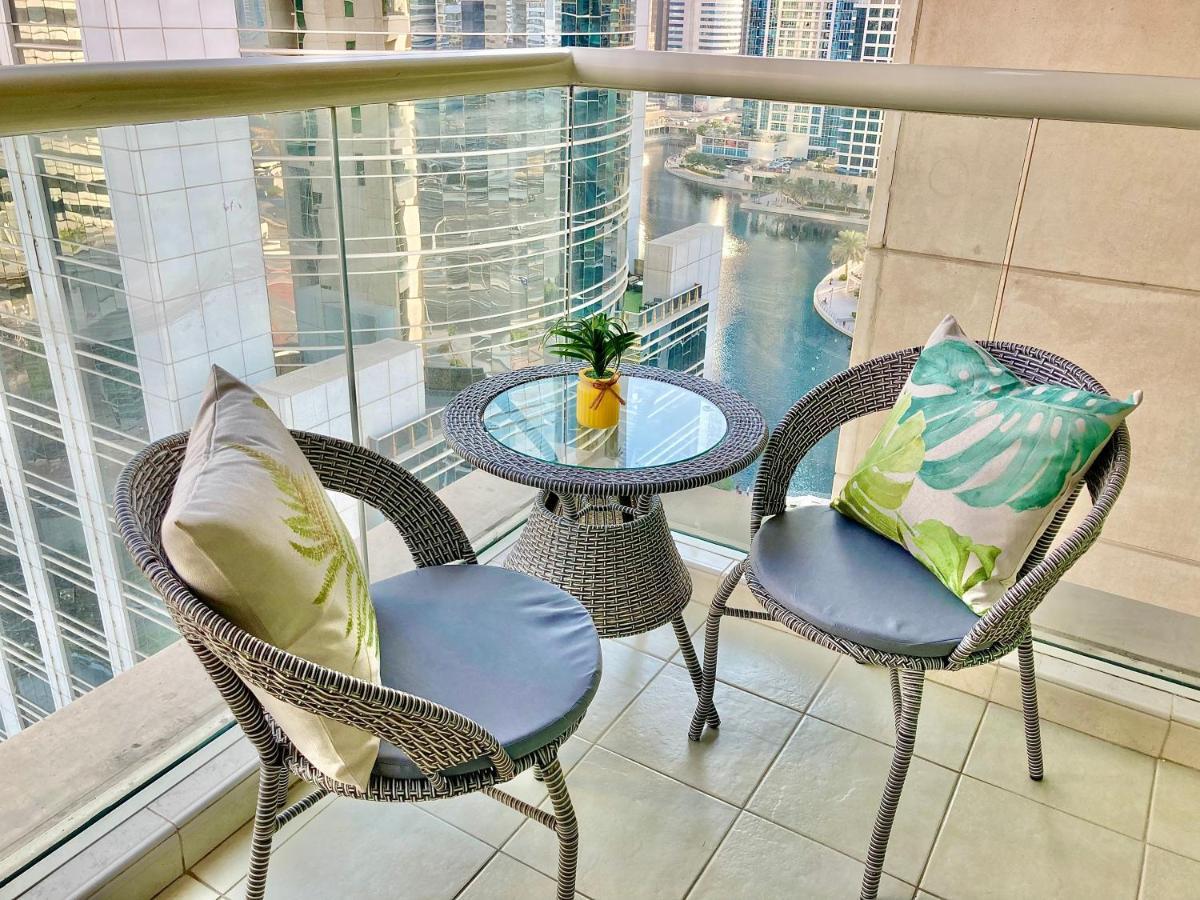 White Sage - Lakefront Amidst Parks With Access *