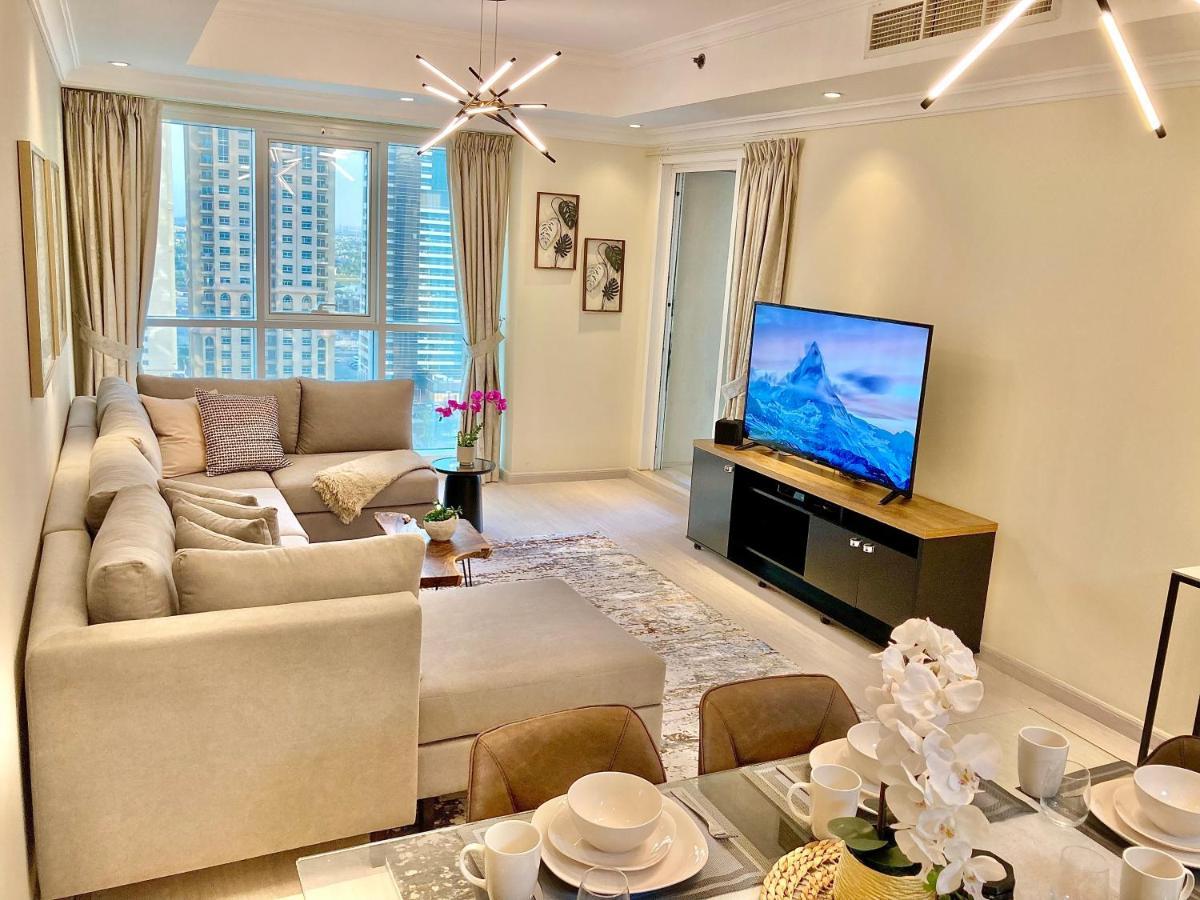 White Sage - Lakefront Amidst Parks With Access Apartment *