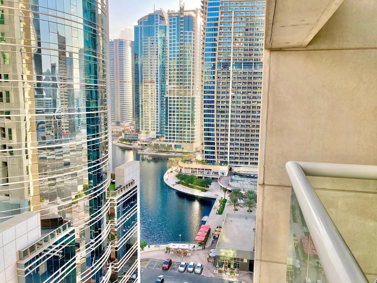 White Sage - Lakefront Amidst Parks With Access *